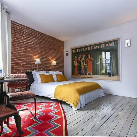 Opera Grands Boulevards Bed & Breakfast